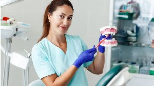 Como conseguir um emprego de Auxiliar de Saúde Bucal (ASB)