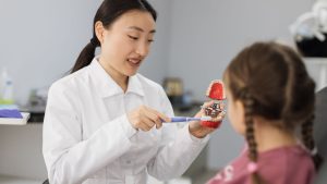 4 problemas em trabalhar informalmente como Auxiliar de Saúde Bucal (ASB)