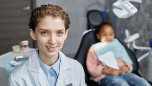 Como está o mercado para Auxiliar de Saúde Bucal no Brasil?