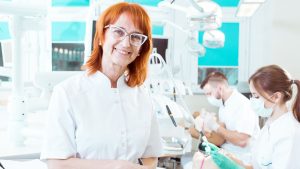 Não perca tempo! 3 fatos até você concluir seu curso de Auxiliar de Saúde Bucal (ASB)