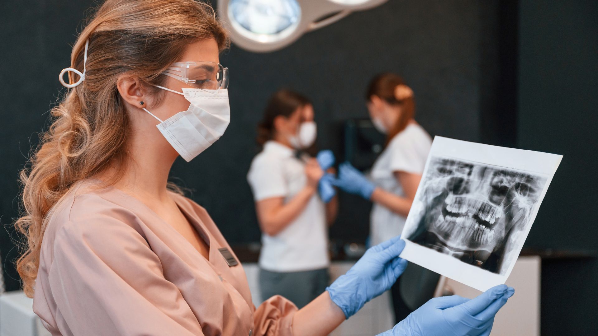 Você comete esses pequenos erros no dia a dia como auxiliar de dentista?