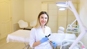 4 vantagens de trabalhar como auxiliar de dentista regularizado