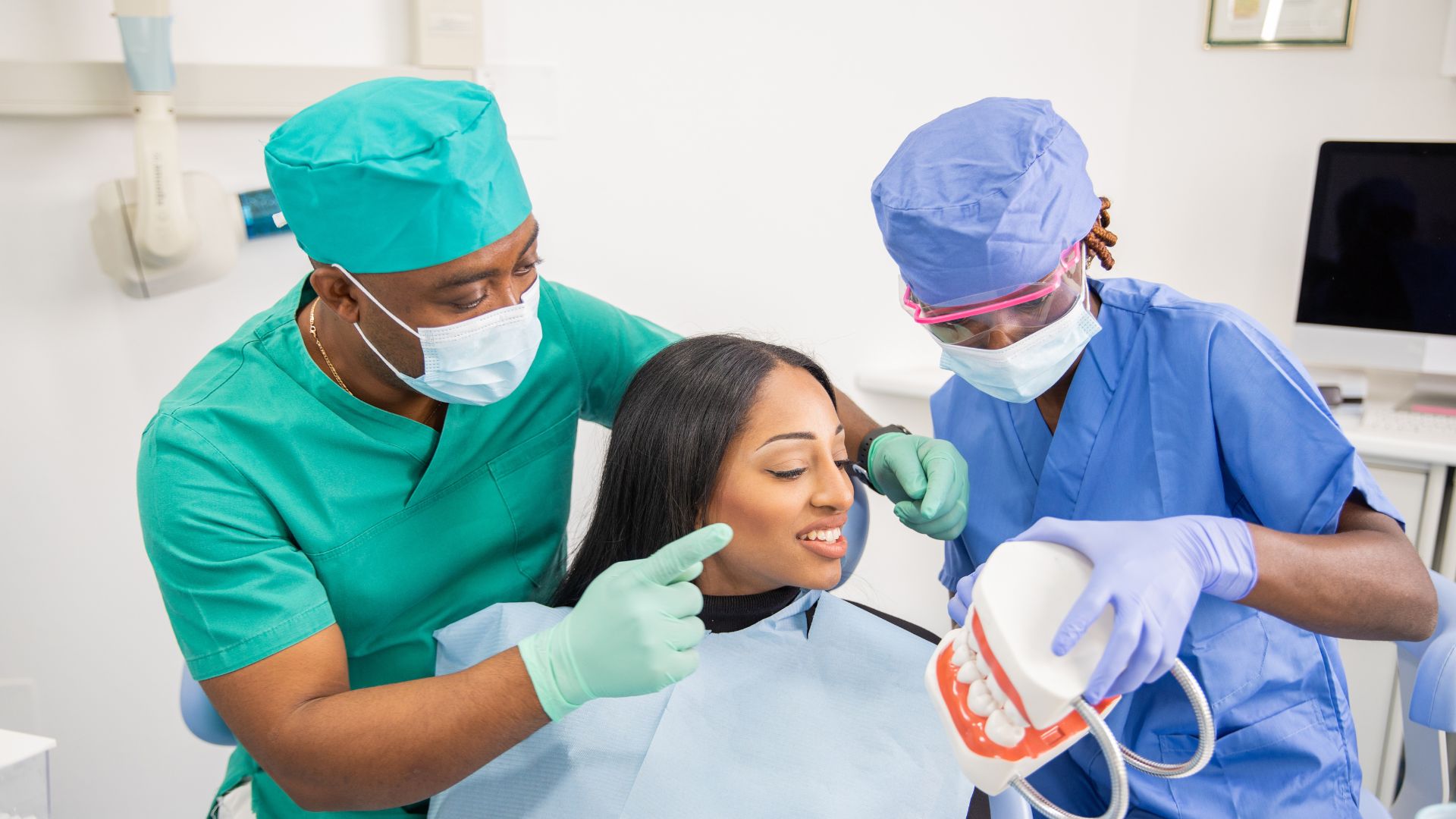 Antes do atendimento odontológico: Quais as 4 principais informações que o ASB precisa ter?