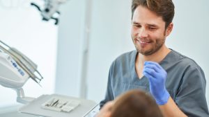 Dúvidas sobre qual área seguir? o mercado da saúde bucal pode ser sua opção