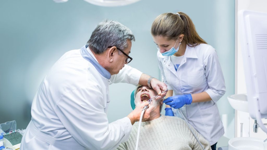 O que preciso para trabalhar como ASB?