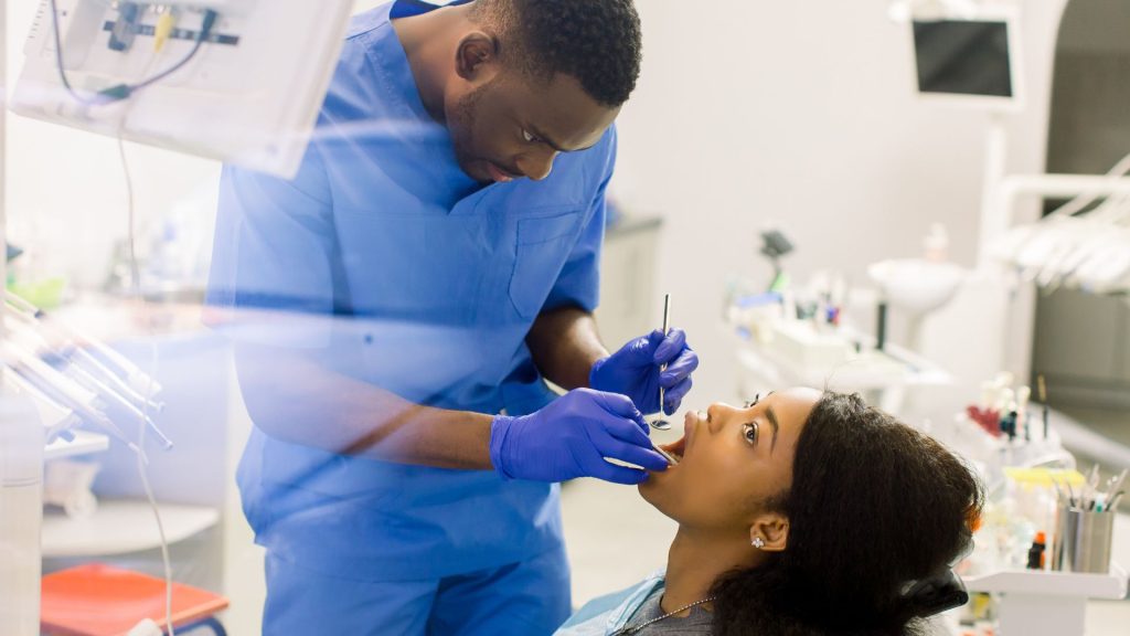 Inscrição no CRO: quais documentos levar?