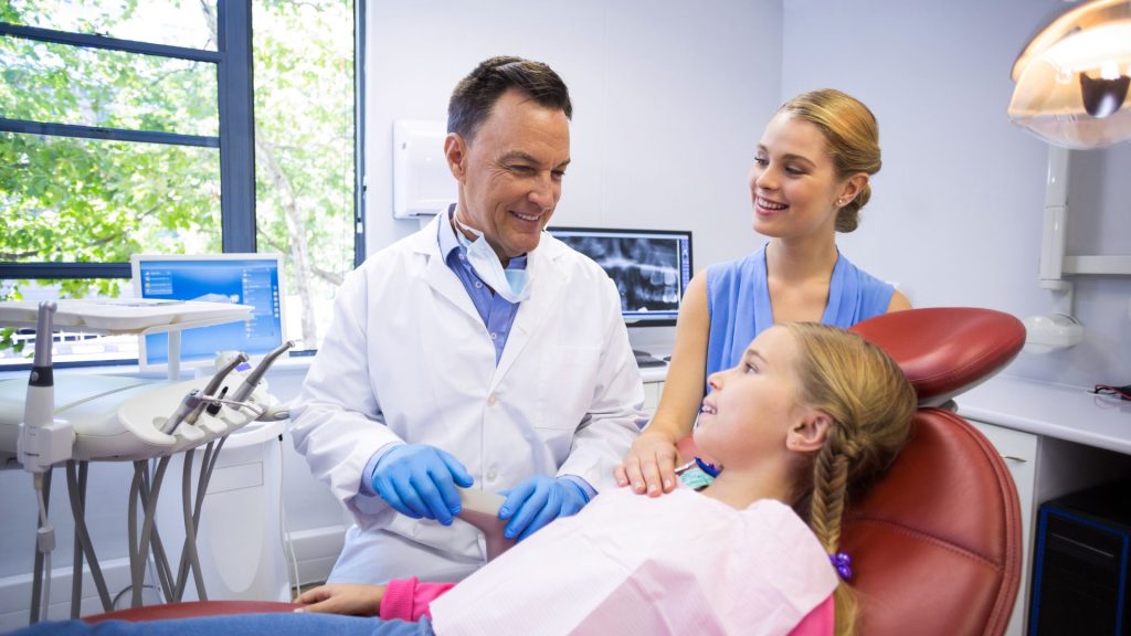 Veja 21 concursos para ASB com inscrições abertas em dezembro