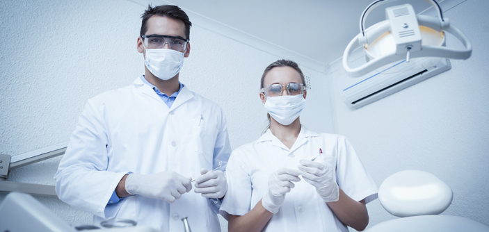 5 EPIs para o auxiliar de dentista usar no trabalho