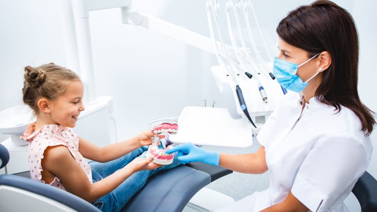 ASB e a Saúde Coletiva: O Atendimento em Postos de Saúde e Ações Comunitárias