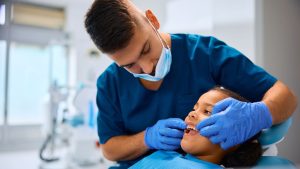 20 concursos para Auxiliar em Saúde Bucal com inscrições abertas