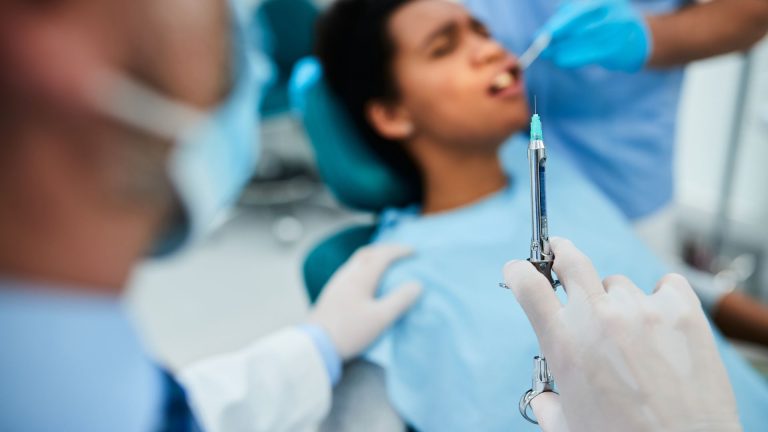 Odontologia tem tudo a ver com saúde mental: saiba os motivos