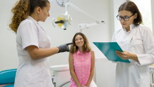 Pequenos problemas de saúde bucal que podem virar problemões se você não for ao dentista