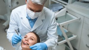 Quais os tipos de clareamento dental que existem?