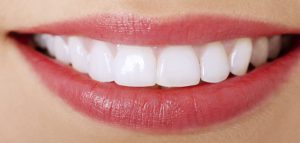 Mito ou verdade: os dentes ficam mais sensíveis no inverno?