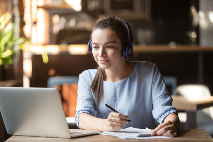 Quanto tempo dura o curso on-line para ASB?