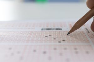 14 concursos públicos com vagas de auxiliar de dentista