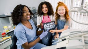 Como acalmar a criança com medo de dentista?