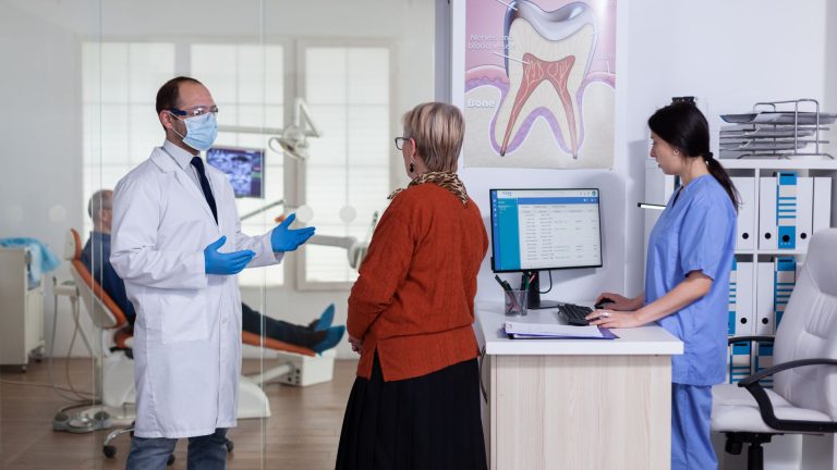 Por que o ASB deve ser certificado e registrado no CRO?