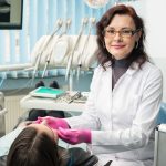 Manter os prontuários até quando no consultório de dentista?