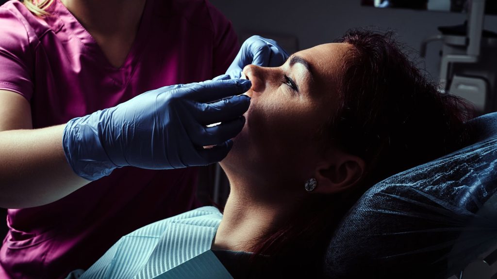 Precisa de curso para ser ASB?