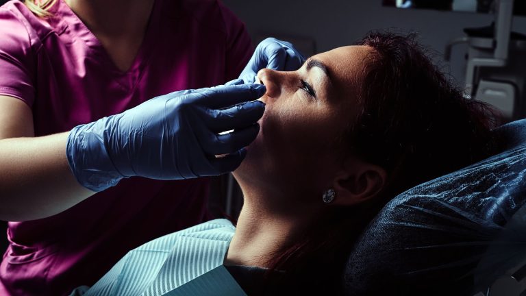 Precisa de curso para ser ASB?