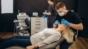 Vai colocar aparelho fixo? Veja 3 mitos comuns